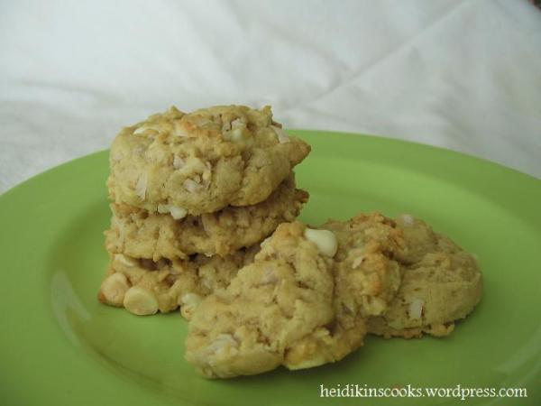 Almond-Coconut Aloha Cookies Almond-Coconut Aloha Cookies