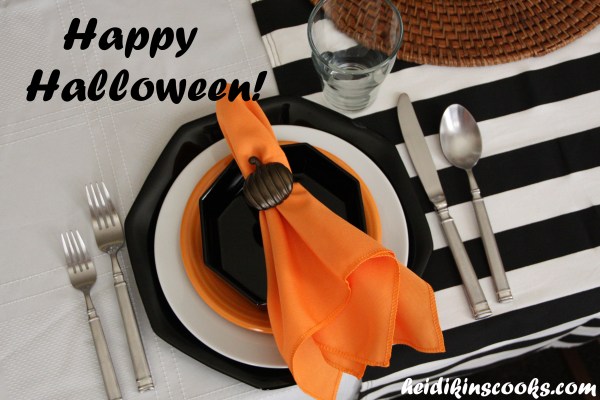 Tablescape_Halloween 1_heidikinscooks_Oct2013